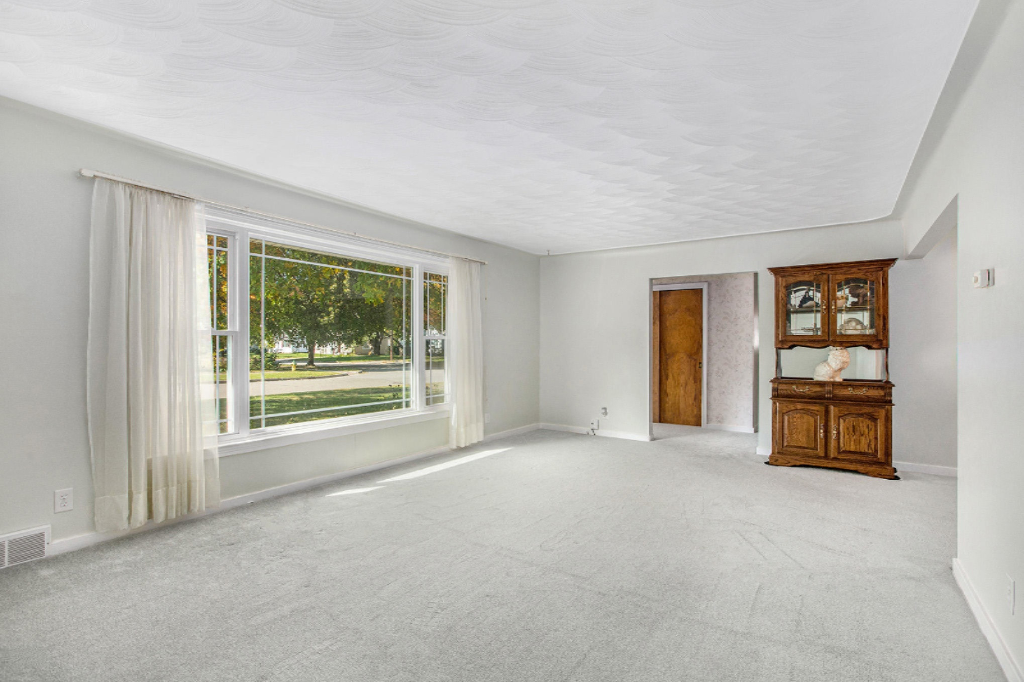 3528 Random Road Kalamazoo, MI 49004 - Photo 7 of 21 NDP DNGs_17