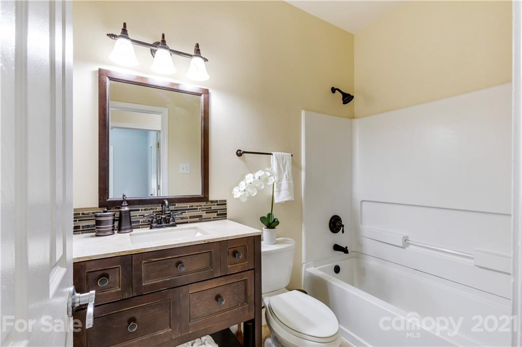 2073 Durand Road Fort Mill, SC 29715 - Photo 18 of 43 Gallery Image 18