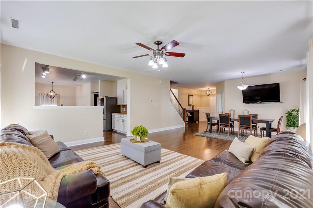 2073 Durand Road Fort Mill, SC 29715 - Photo 10 of 43 Gallery Image 10
