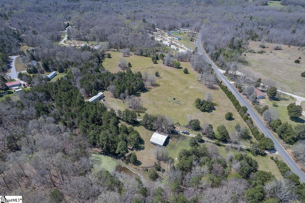 1022 Wham Lawn Road Gray Court, SC 29645 - Photo 12 of 17