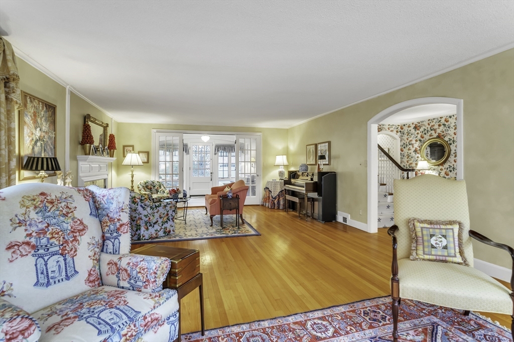 33 Forest Glen Road Longmeadow, MA 01106 - Photo 17 of 42 Gallery Image 17