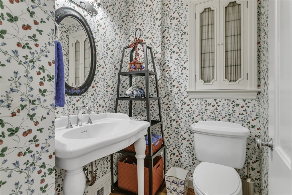 33 Forest Glen Road Longmeadow, MA 01106 - Photo 19 of 42 Gallery Image 19