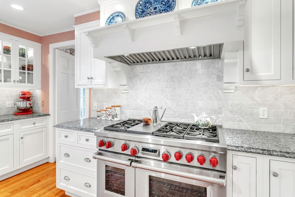 33 Forest Glen Road Longmeadow, MA 01106 - Photo 8 of 42 Gallery Image 8
