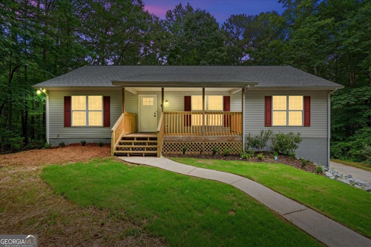 620 Old 4 Notch Road Whitesburg, GA 30185 - Photo 2 of 48