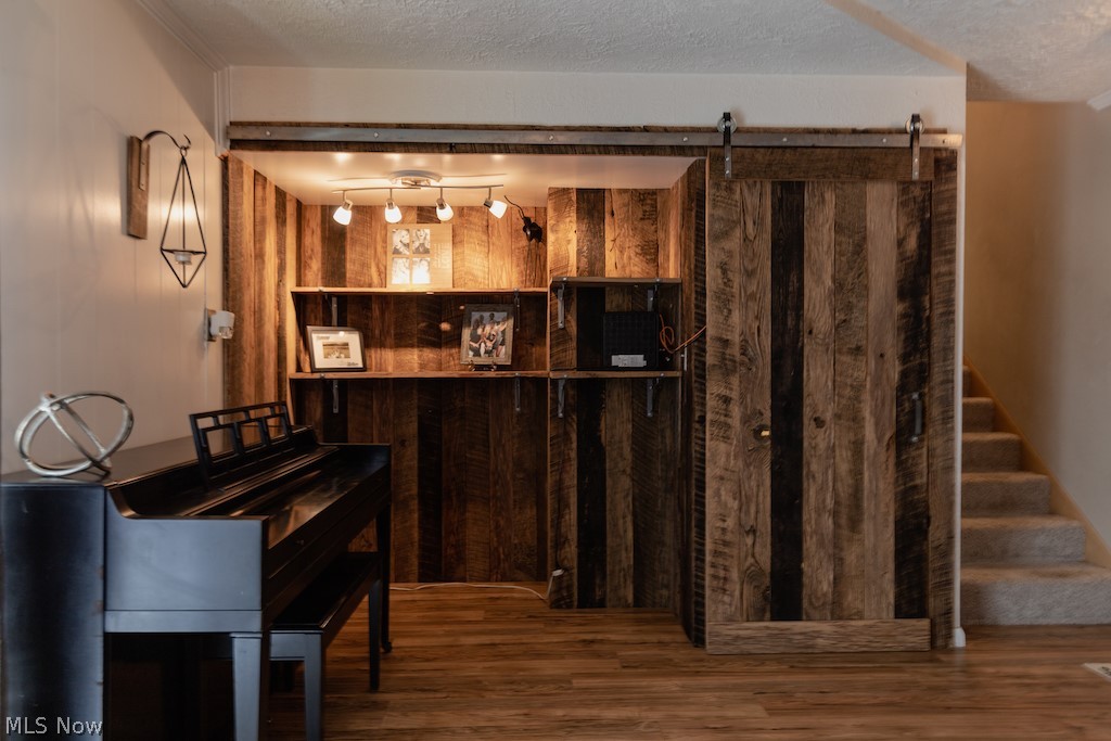996 Newport Road Akron, OH 44303 - Photo 24 of 30 Gallery Image 24