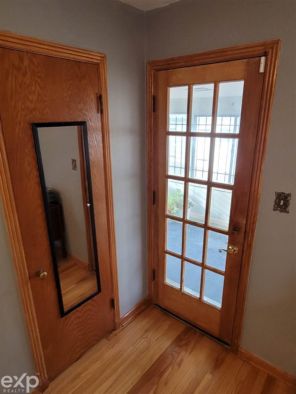 11327 Balfour Road Detroit, MI 48224 - Photo 9 of 25 Gallery Image 9