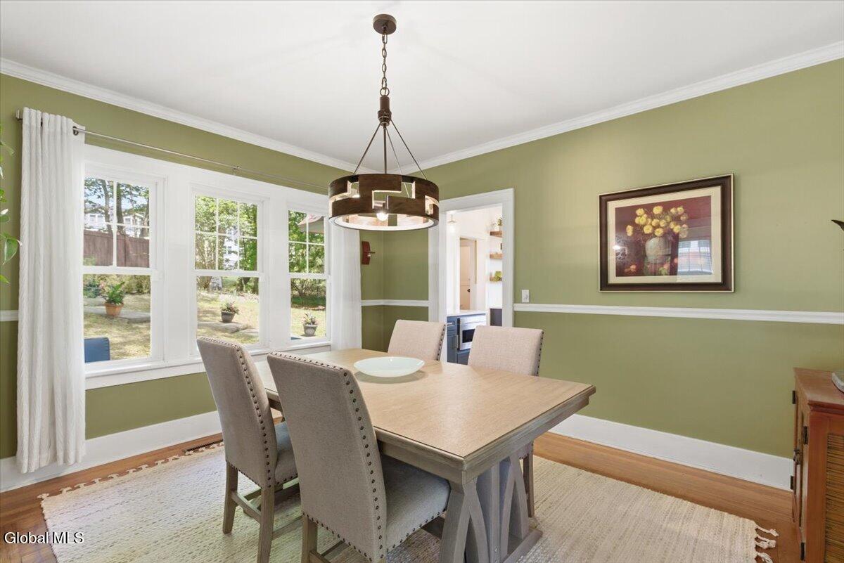 1505 Van Antwerp Road Niskayuna, NY 12309 - Photo 6 of 34 25-018_MW2_9628