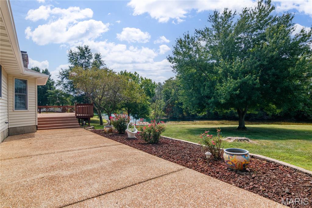 2945 Wellen Road Highland, IL 62249 - Photo 46 of 54