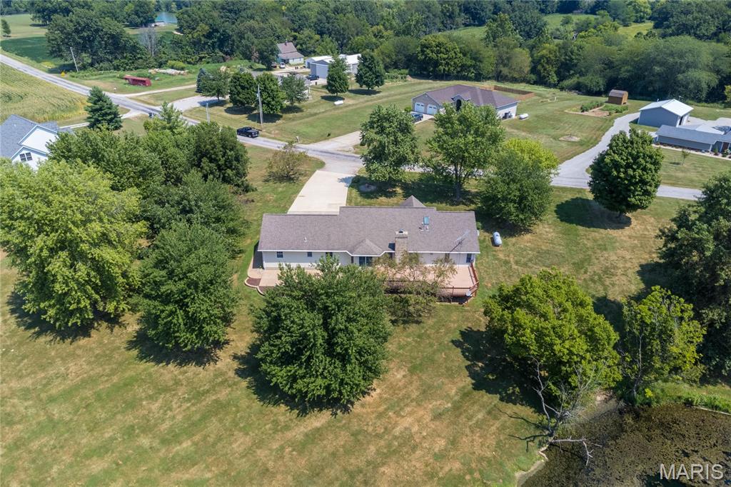 2945 Wellen Road Highland, IL 62249 - Photo 6 of 54