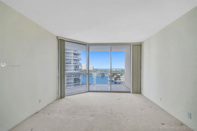 $629,000 | 3802 Northeast 207th Street, Unit 904, Aventura, FL 33180