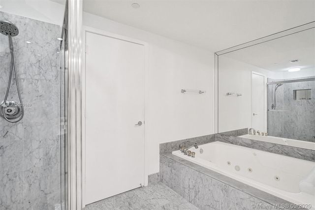 $629,000 | 3802 Northeast 207th Street, Unit 904, Aventura, FL 33180