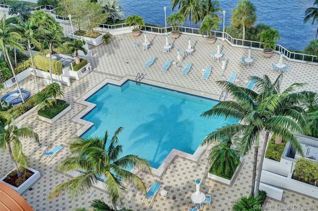 $629,000 | 3802 Northeast 207th Street, Unit 904, Aventura, FL 33180