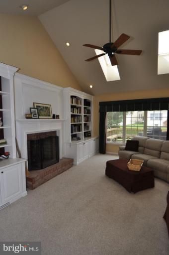 1320 Murray Downs Way Reston, VA 20194 - Photo 5 of 30 Family Room #3