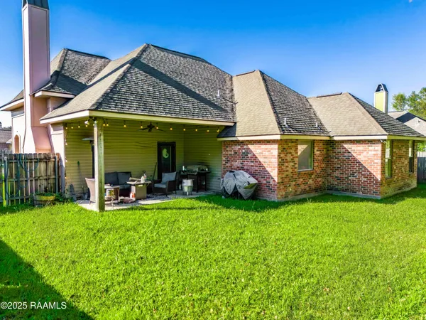$205,000 | 902 Pelican Ridge Cove, Carencro, LA 70520