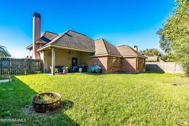 $215,000 | 902 Pelican Ridge Cove, Carencro, LA 70520