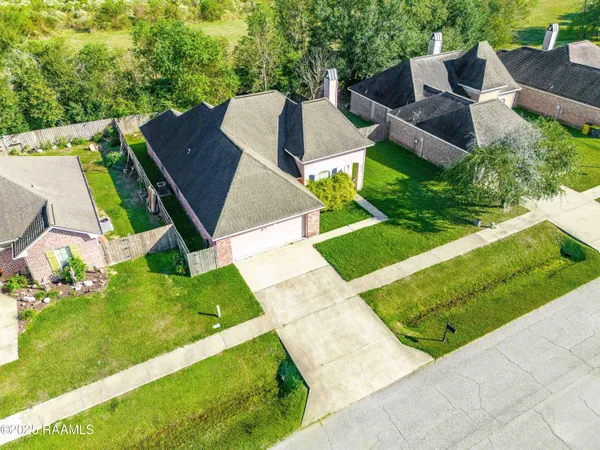 $205,000 | 902 Pelican Ridge Cove, Carencro, LA 70520