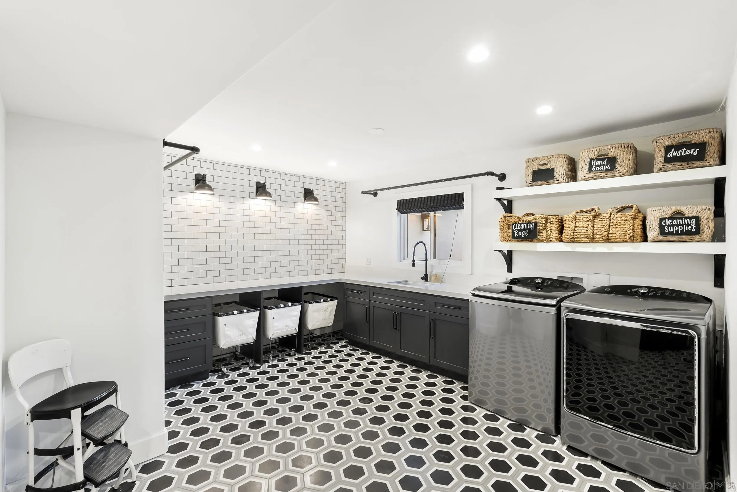 14224 Harrow Place Poway, CA 92064 - Photo 10 of 53