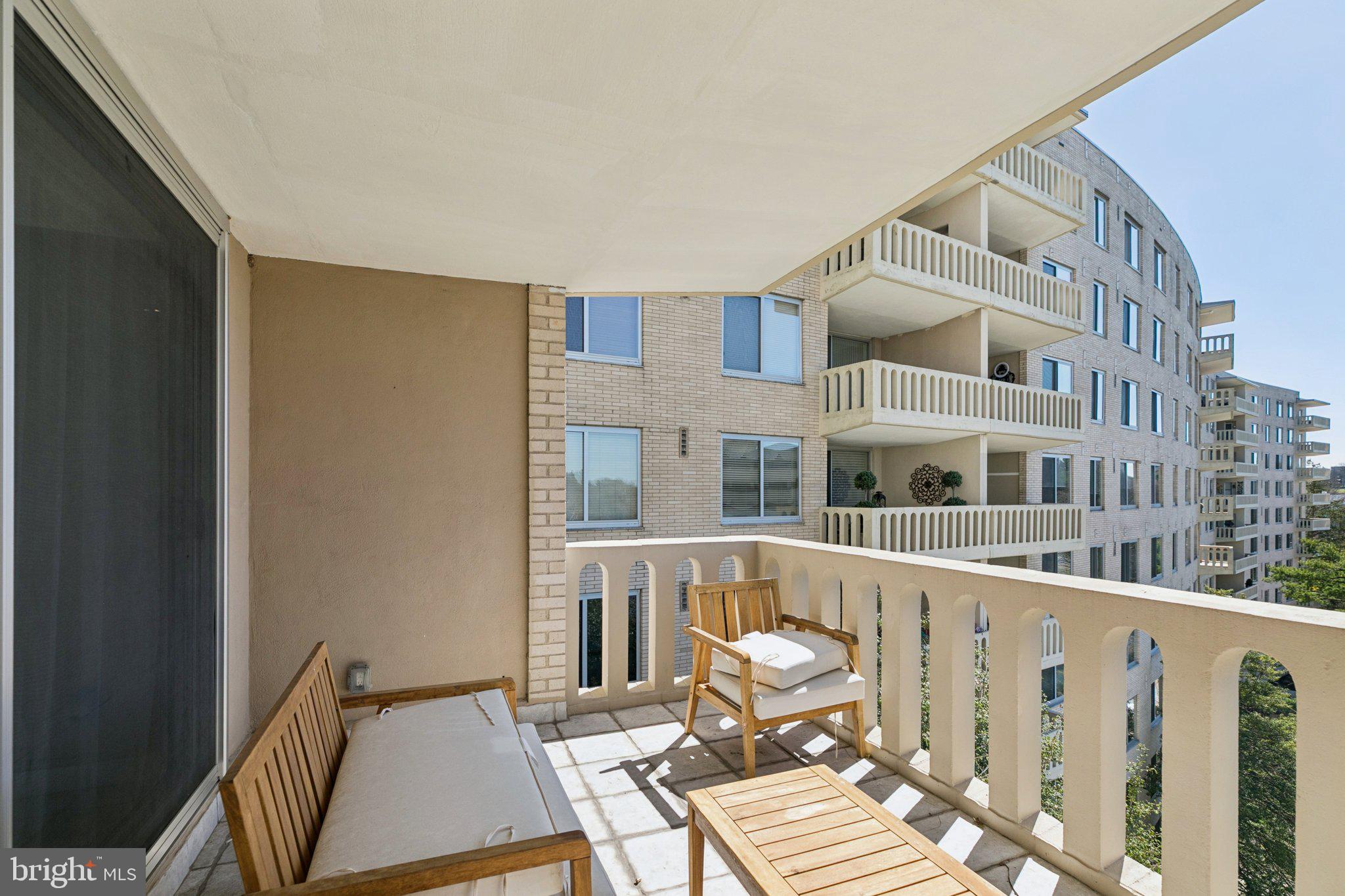191 Presidential Boulevard, Unit R724 Bala Cynwyd, PA 19004 - Photo 15 of 19 a view of a balcony with chairs