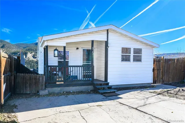 $435,000 | 625 Walnut Street, Salida, CO 81201