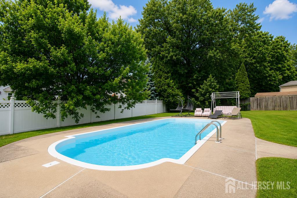 35 Shelley Road Springfield, NJ 07081 - Photo 20 of 45 Gallery Image 20