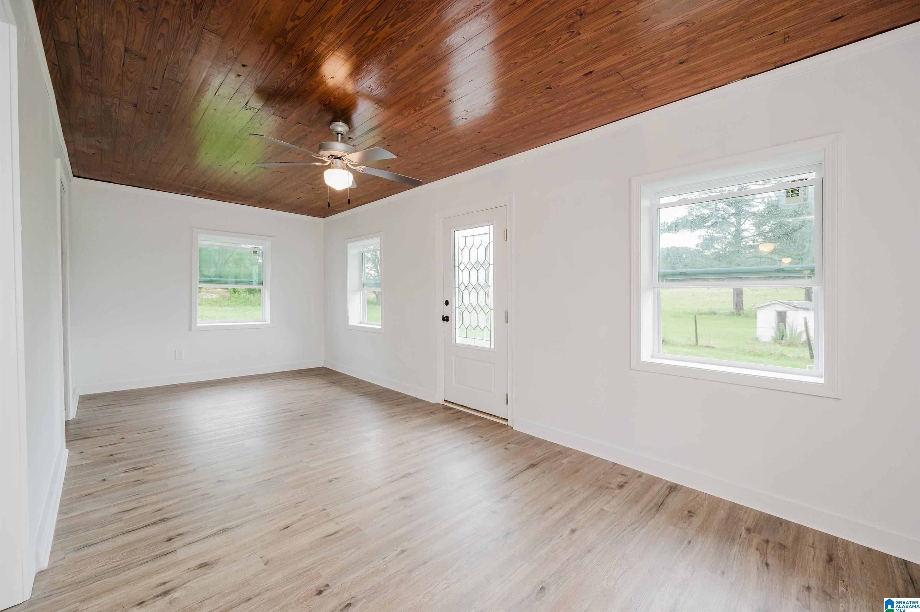 1909 Sun Valley Road Harpersville, AL 35078 - Photo 8 of 28