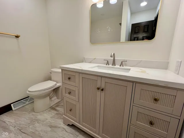 $2,750 | 116 Bennington Road, Indianapolis, IN 46227