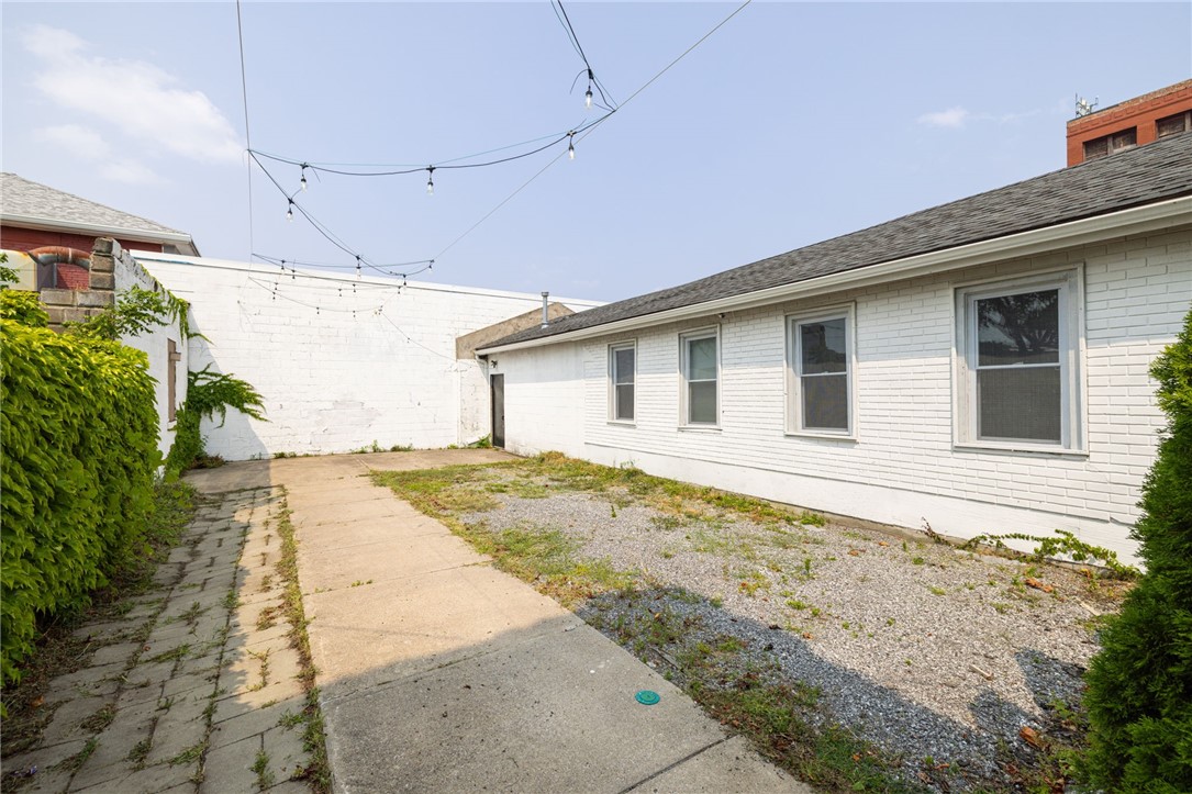 416 Central Avenue Rochester, NY 14605 - Photo 12 of 46