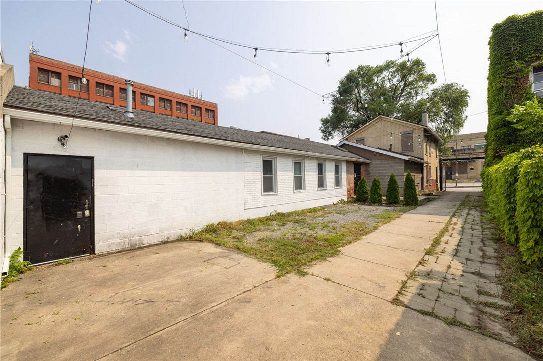 416 Central Avenue Rochester, NY 14605 - Photo 13 of 46