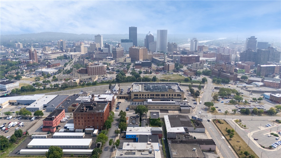 416 Central Avenue Rochester, NY 14605 - Photo 3 of 46