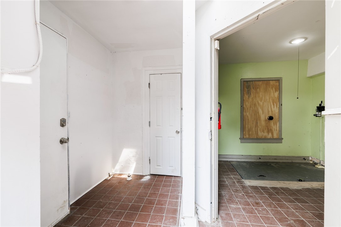 416 Central Avenue Rochester, NY 14605 - Photo 42 of 46