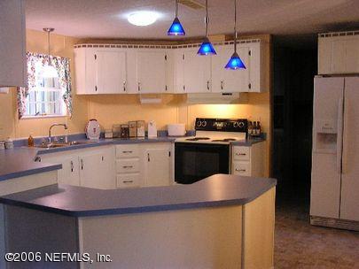 143 Sand Lake Road Interlachen, FL 32148 - Photo 4 of 5 Kitchen