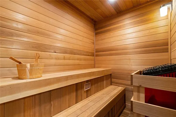 a view of a storage & utility room