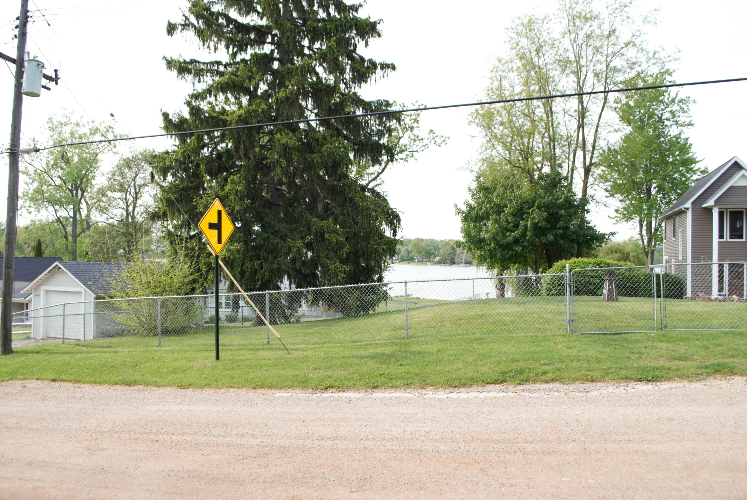 11429 Hieber Road Manchester, MI 48158 - Photo 3 of 19 DSC_0461