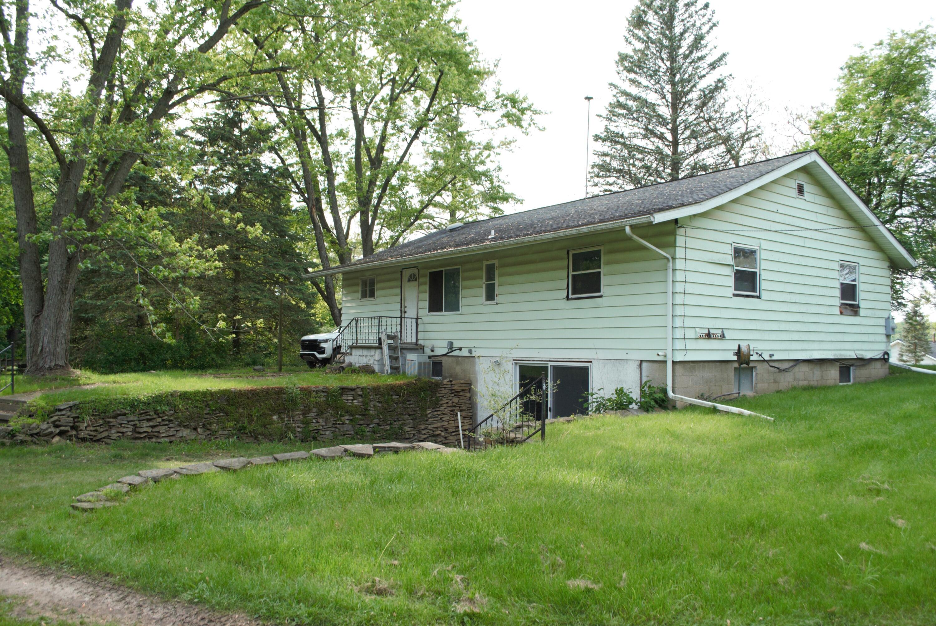 11429 Hieber Road Manchester, MI 48158 - Photo 4 of 19 DSC_0462