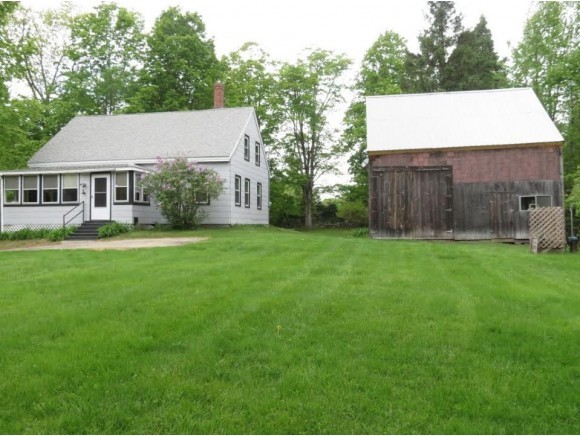 86 Second Crown Point Road Barrington, NH 03825 - Photo 1 of 1