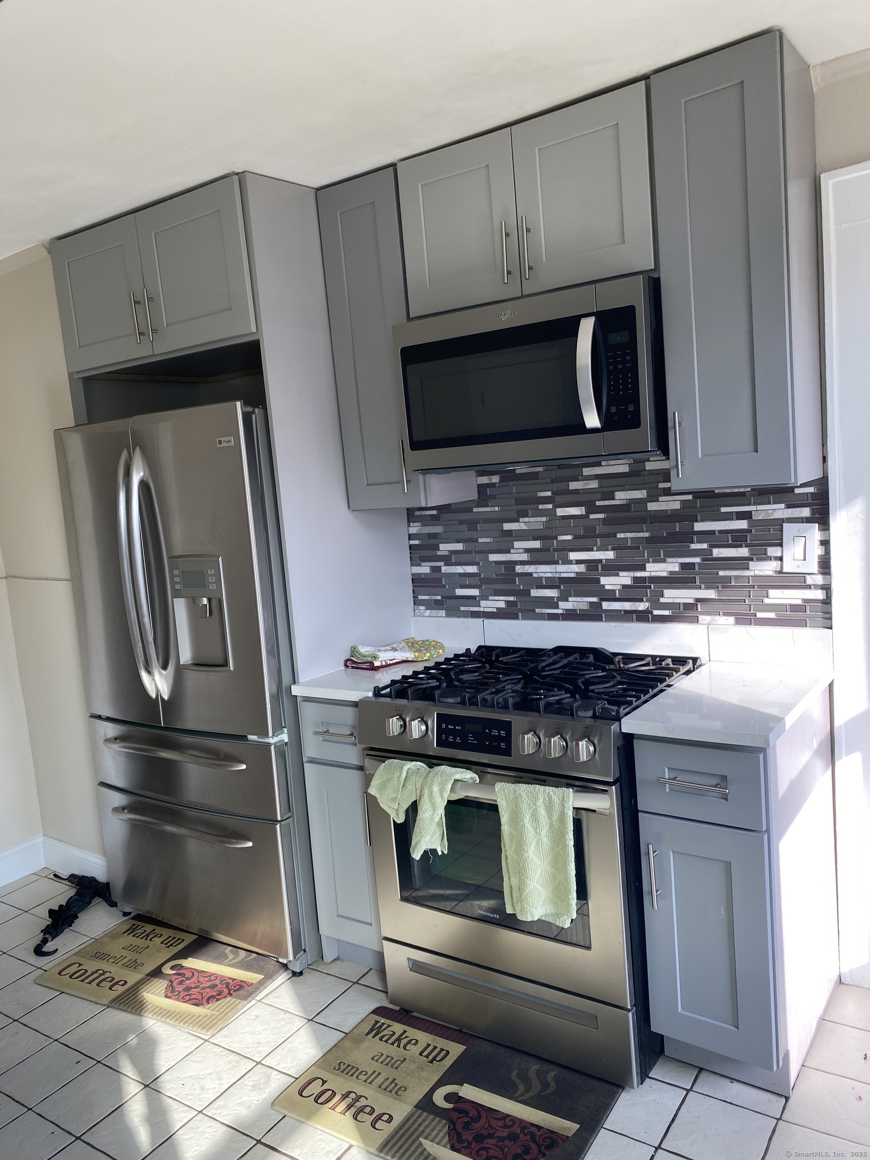 452 Summit Street, Unit 2 Bridgeport, CT 06606 - Photo 13 of 17