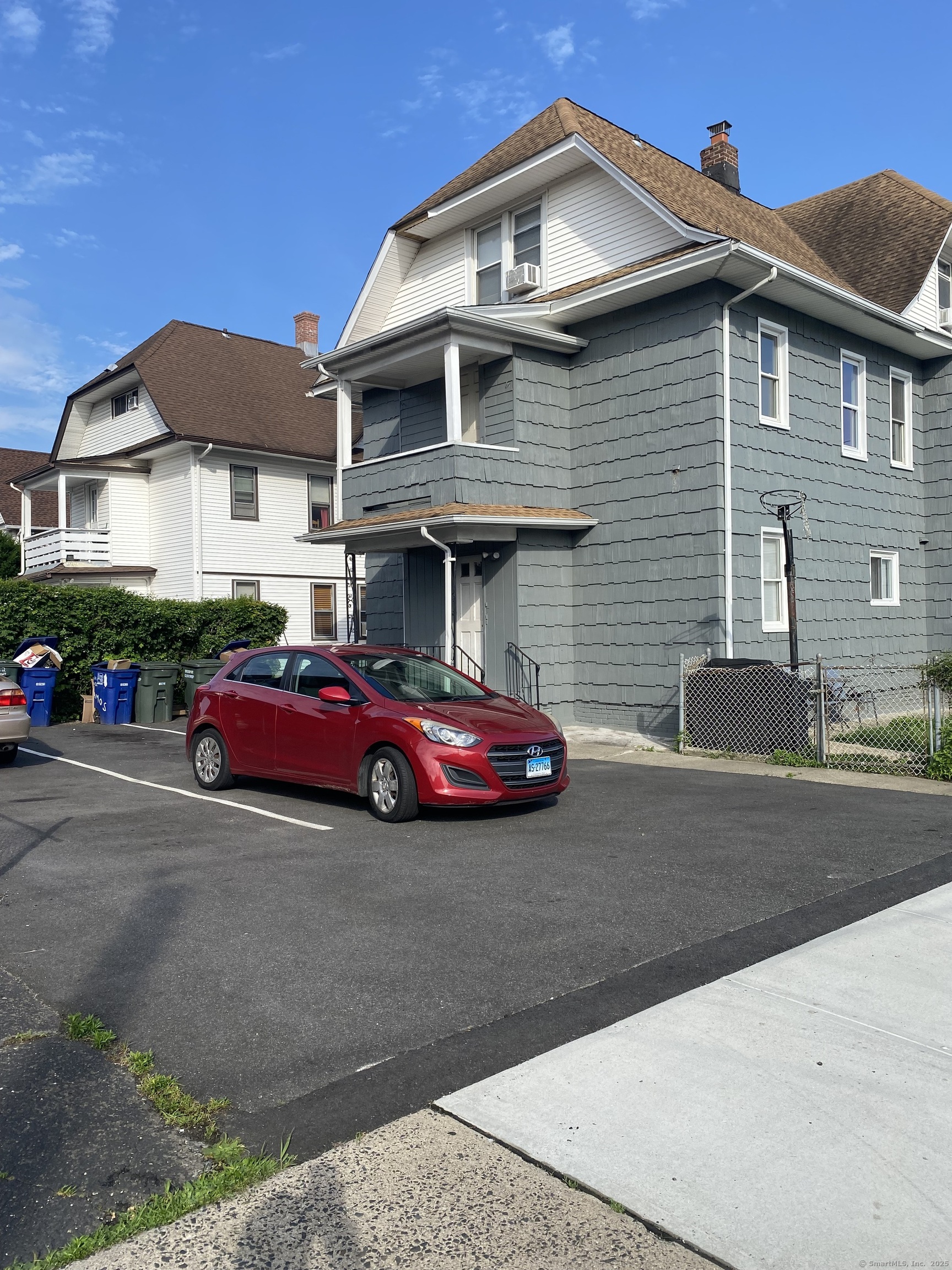 452 Summit Street, Unit 2 Bridgeport, CT 06606 - Photo 16 of 17