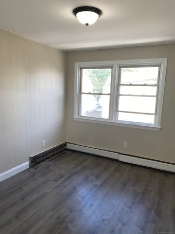 $2,500 | 452 Summit Street, Unit 2, Bridgeport, CT 06606