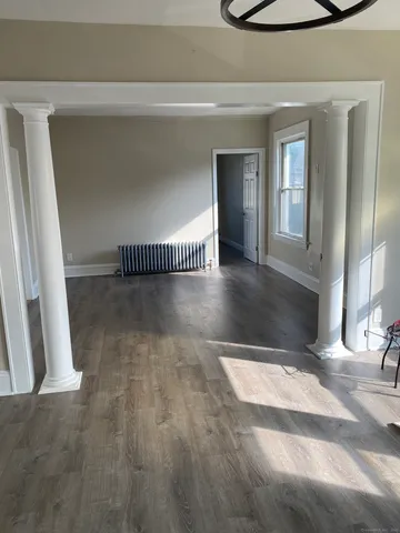 $2,500 | 452 Summit Street, Unit 2, Bridgeport, CT 06606