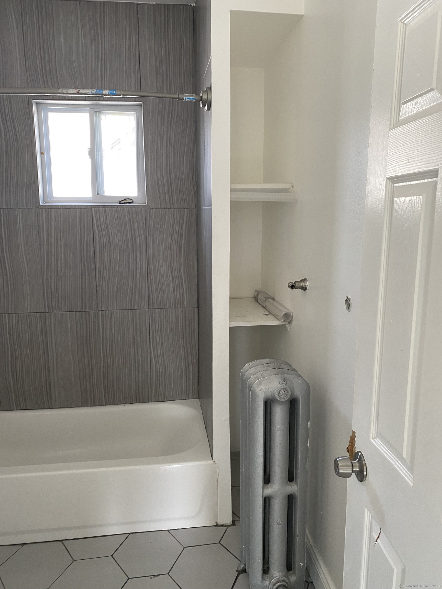 452 Summit Street, Unit 2 Bridgeport, CT 06606 - Photo 10 of 17