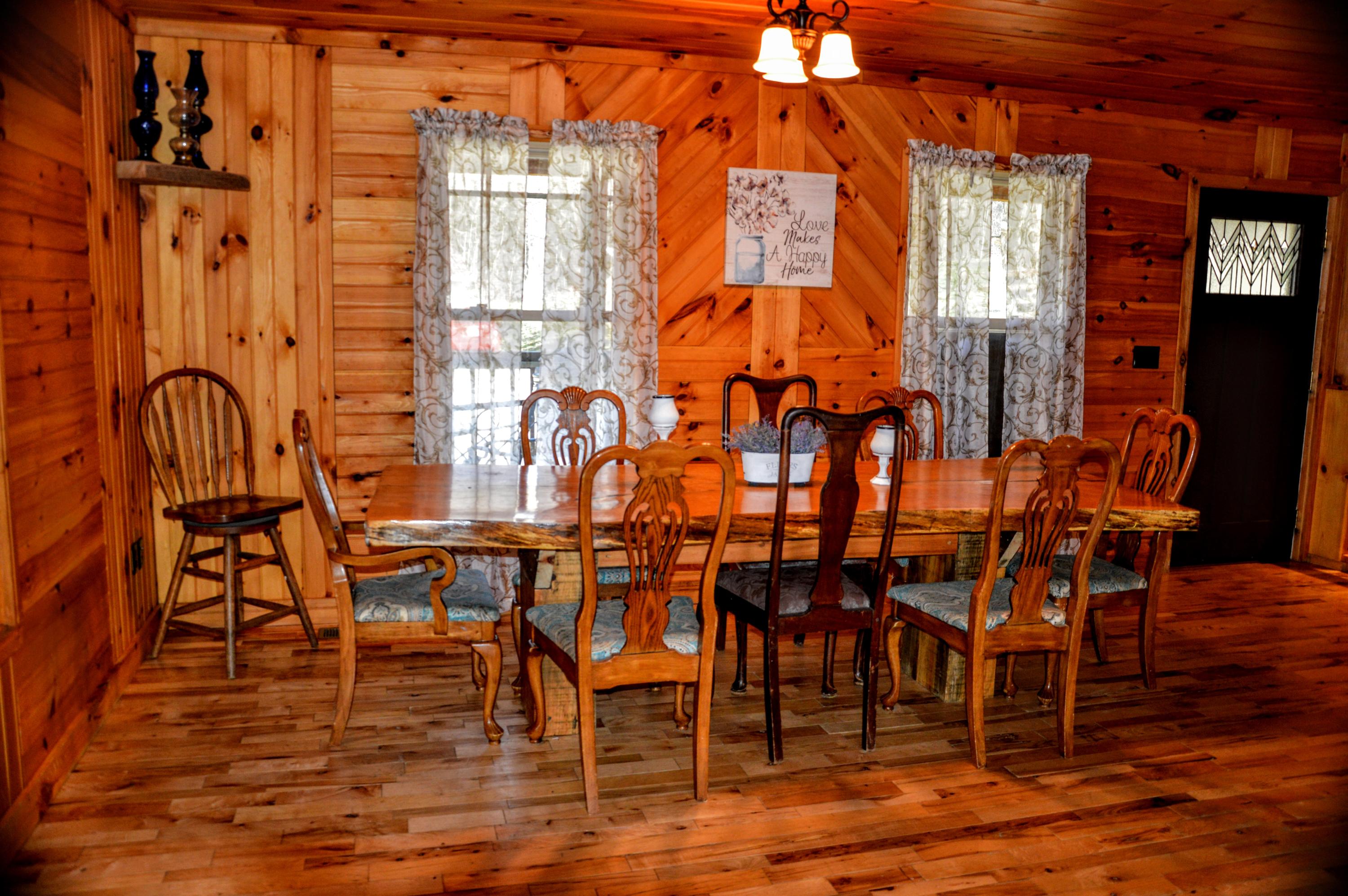 328 McKeehan Ridge Road Elizabethton, TN 37643 - Photo 8 of 40 DSC_4307