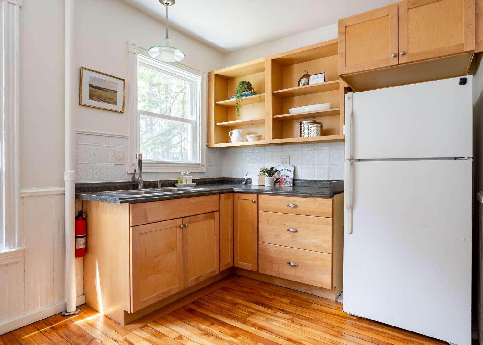 280 Concord Street West, Unit 1 Portland, ME 04103 - Photo 9 of 20 Davies.9