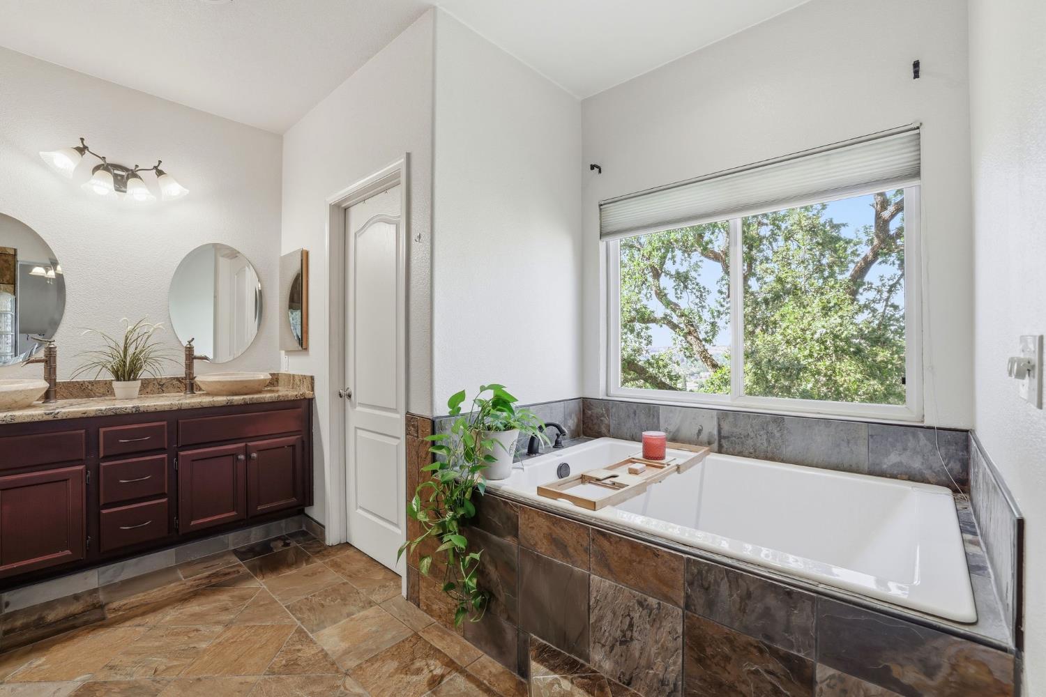 5512 Butte View Court Rocklin, CA 95765 - Photo 14 of 26