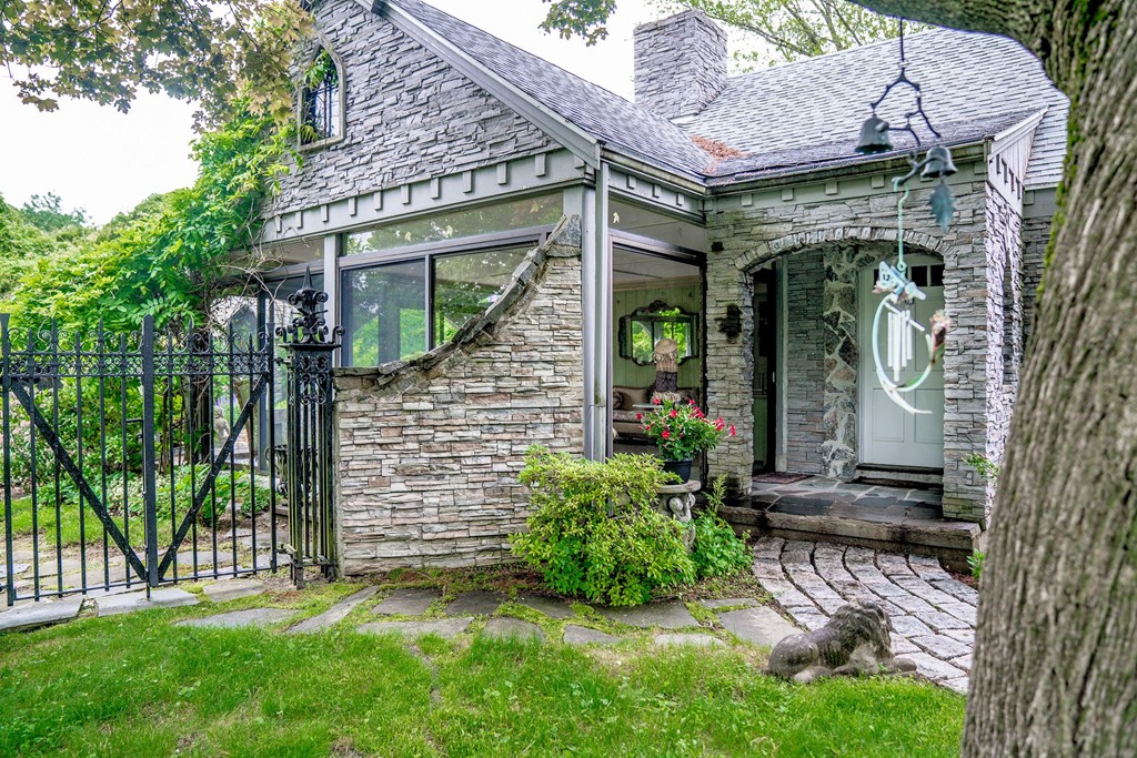 75 Scotland Road Newbury, MA 01951 - Photo 2 of 7