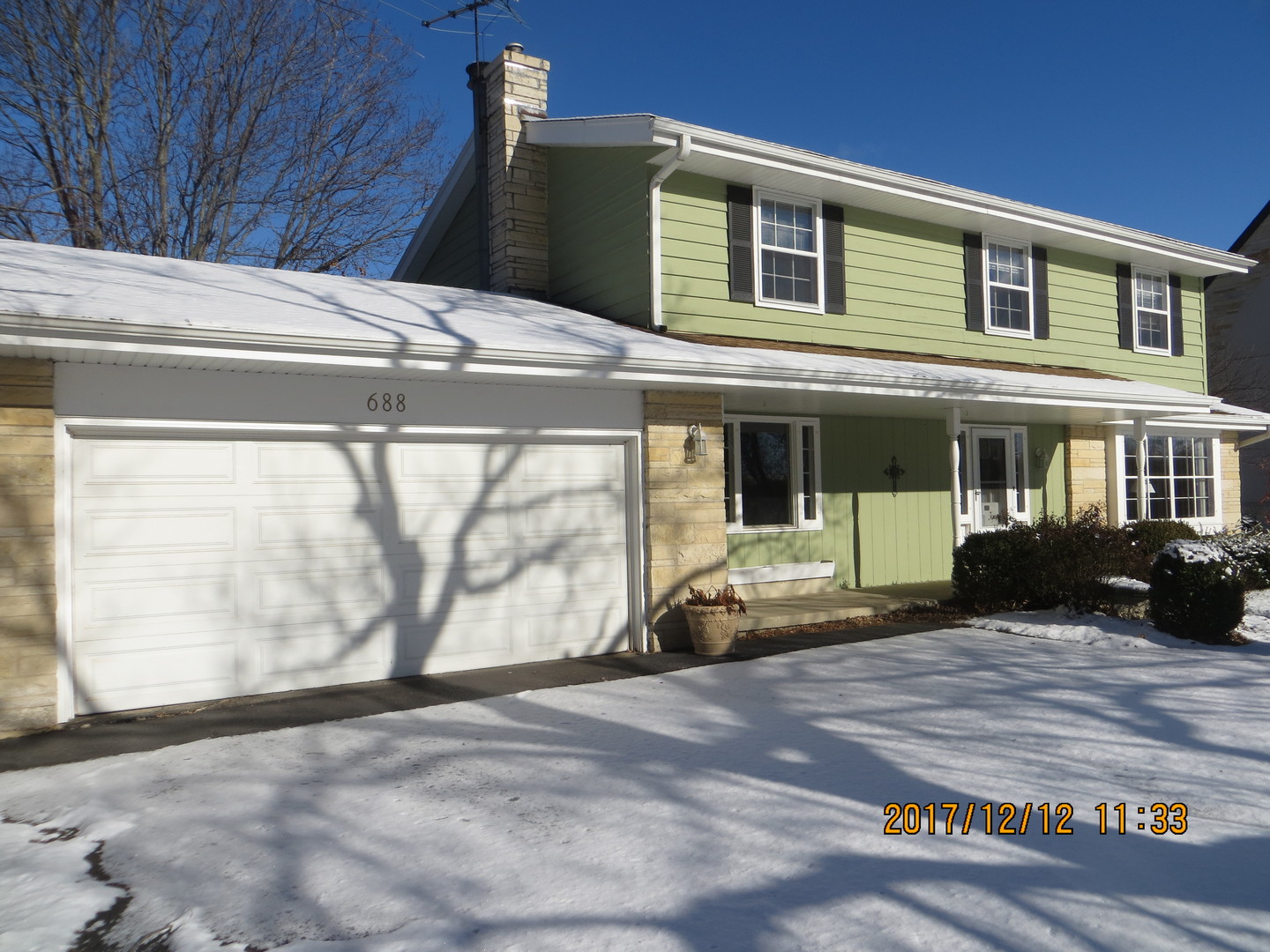 688 West Deerpath Road Lake Forest, IL 60045 - Photo 1 of 1