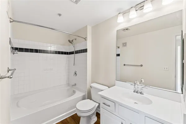 $325,000 | 1000 Providence Place, Unit 303, Providence, RI 02903