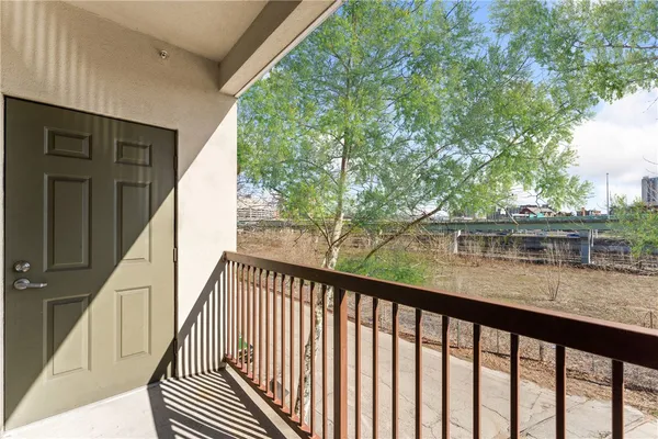 $325,000 | 1000 Providence Place, Unit 303, Providence, RI 02903