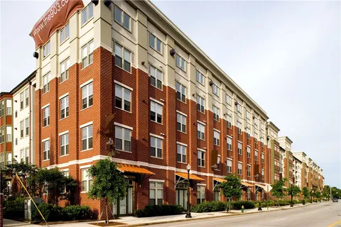 $325,000 | 1000 Providence Place, Unit 303, Providence, RI 02903