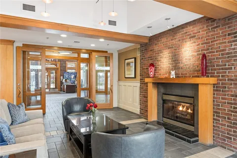 $325,000 | 1000 Providence Place, Unit 303, Providence, RI 02903