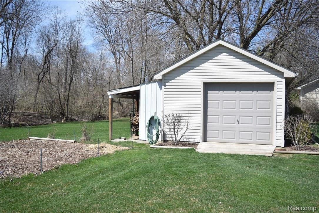 73457 Windmill Lane Romeo, MI 48065 - Photo 32 of 36 73457 Windmill Dr Romeo MI 48065 33.JPG
